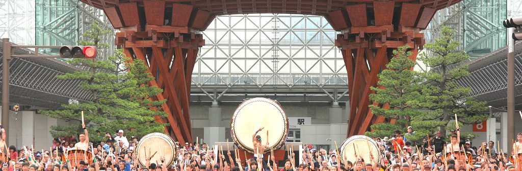 100 Taiko Drums in front of Kanazawa Station's Drum Gate for the Hyakumangoku Festival