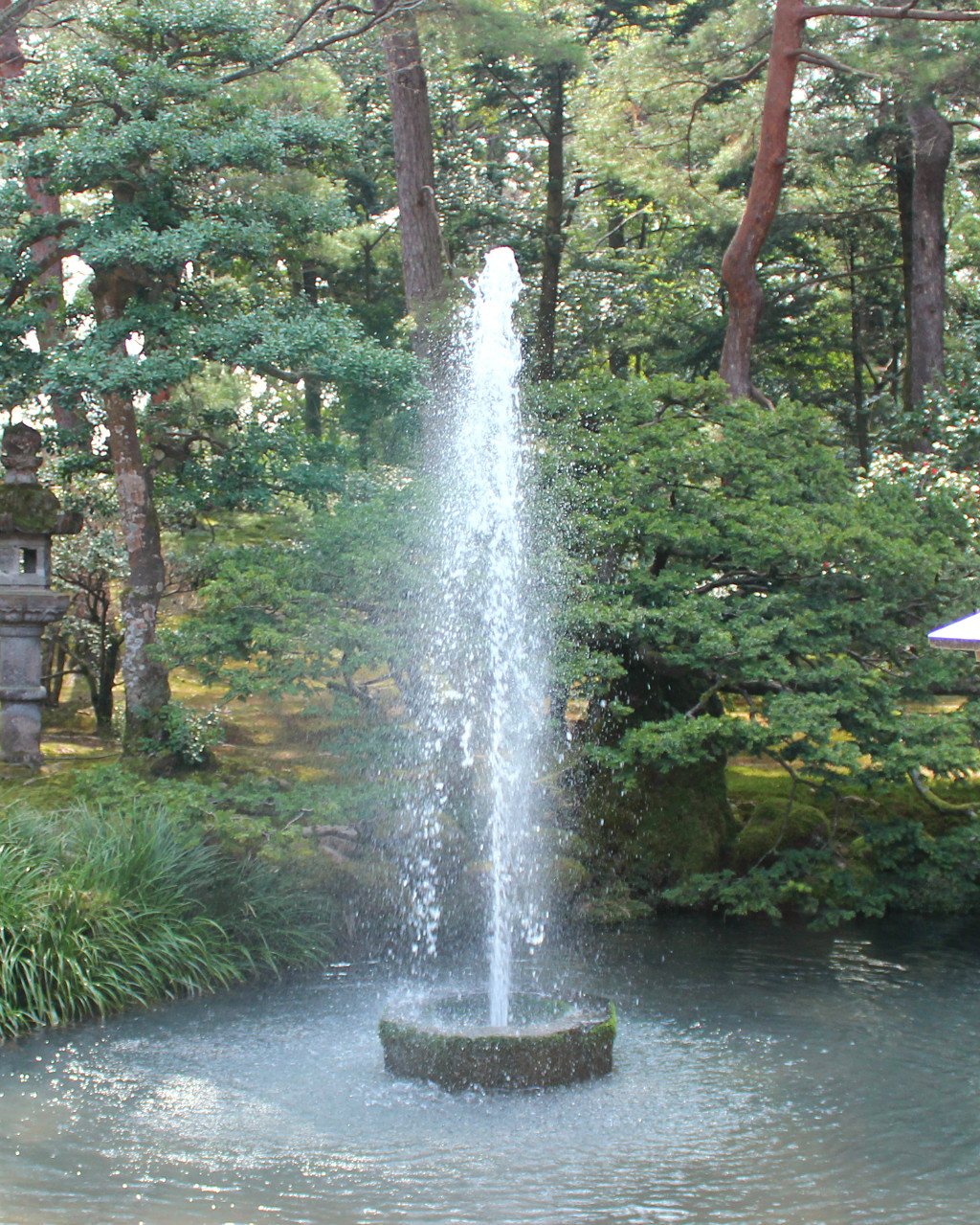 The Natural Pressure Fountain at Kenrokuen Garden Park in Kanazawa