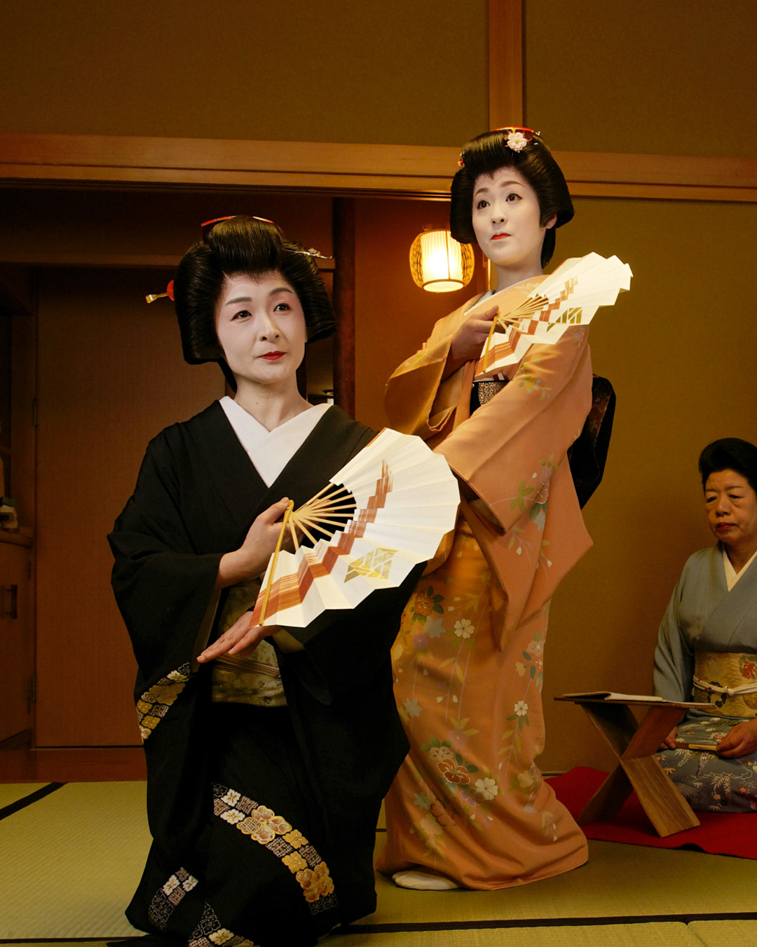 Dancing geiko (geisha) of Kanazawa's Nishi Chaya District