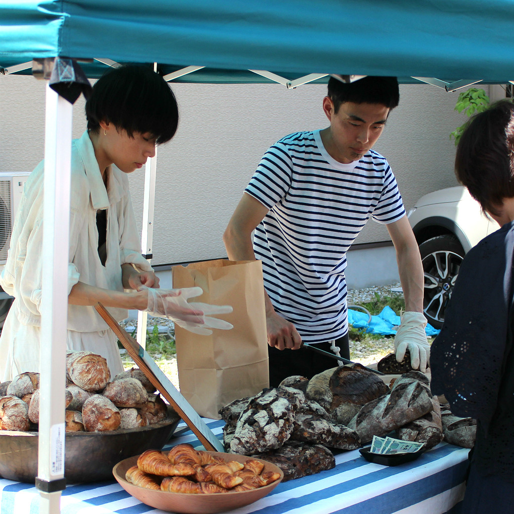 Home-baked breads sold at Shin Tatemachi's Coffee Campaign Street Festival