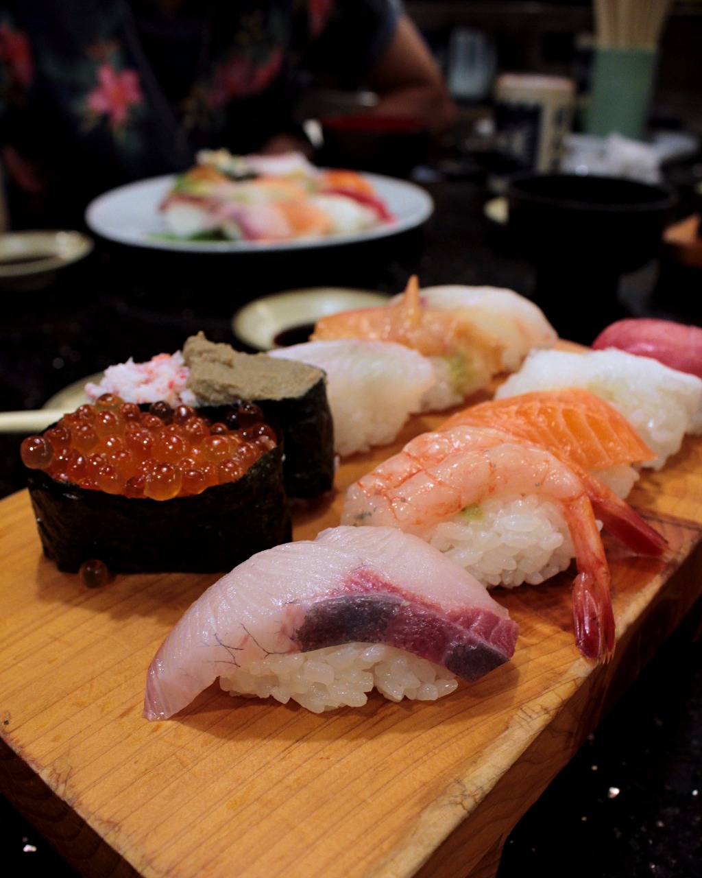 Nigiri sushi set from Ponta, one of the best unknown conveyor belt sushi restaurants in Kanazawa