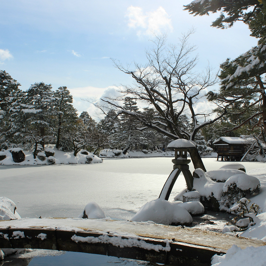 Winter at Kenroku-en, snow, in Kanazawa, Japan