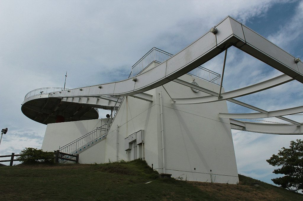 The Observation Towner in Uchinada General Park, for fantastic views of the Sea of Japan and the Japanese Alps in one spot, in Kanazawa, Japan