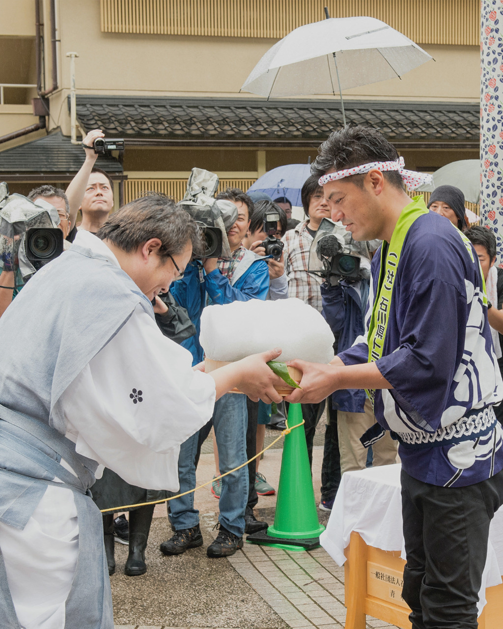 Gifting Hakusan Ice