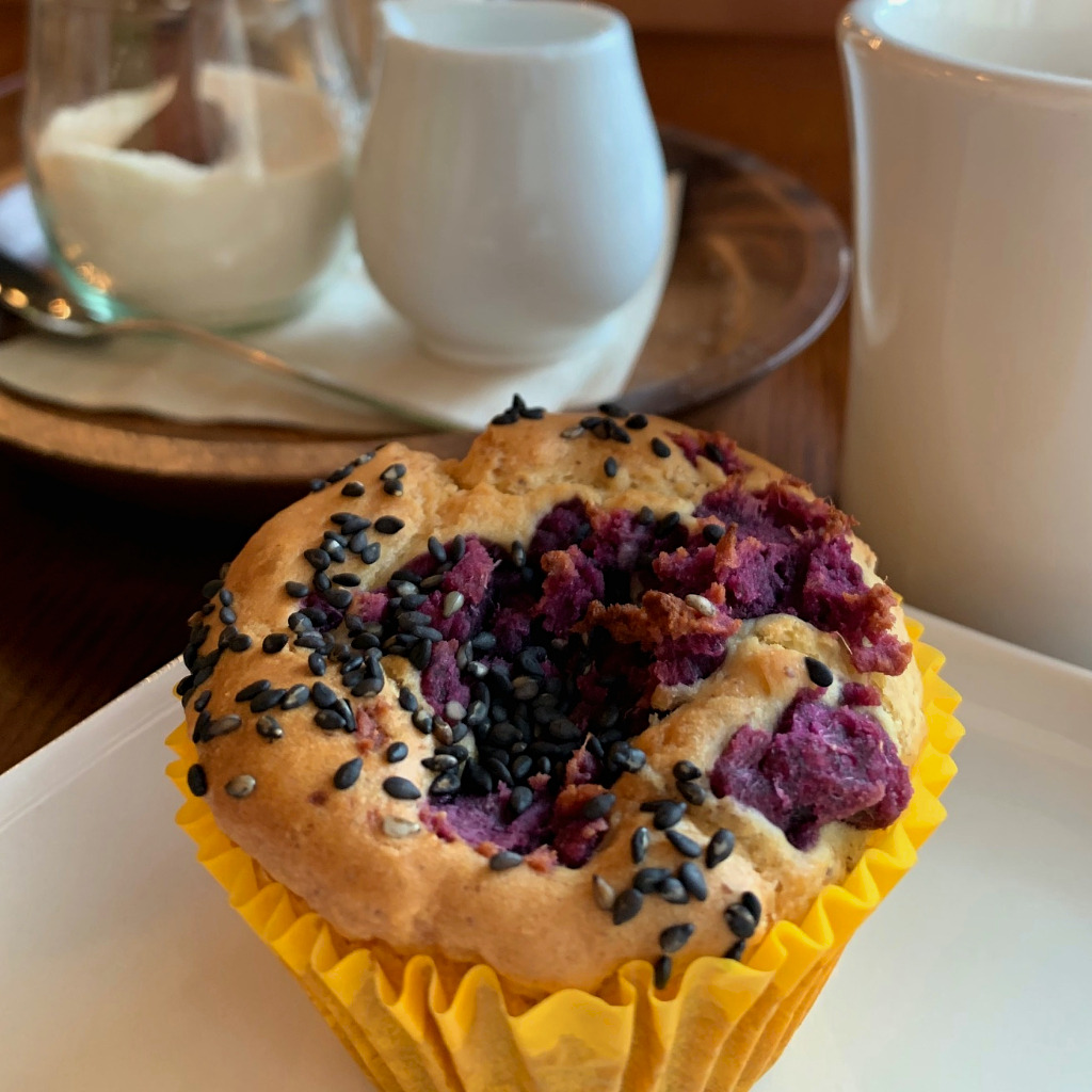 sesame and sweet potato muffin at Los Angelas vegan cafe in Kanazawa