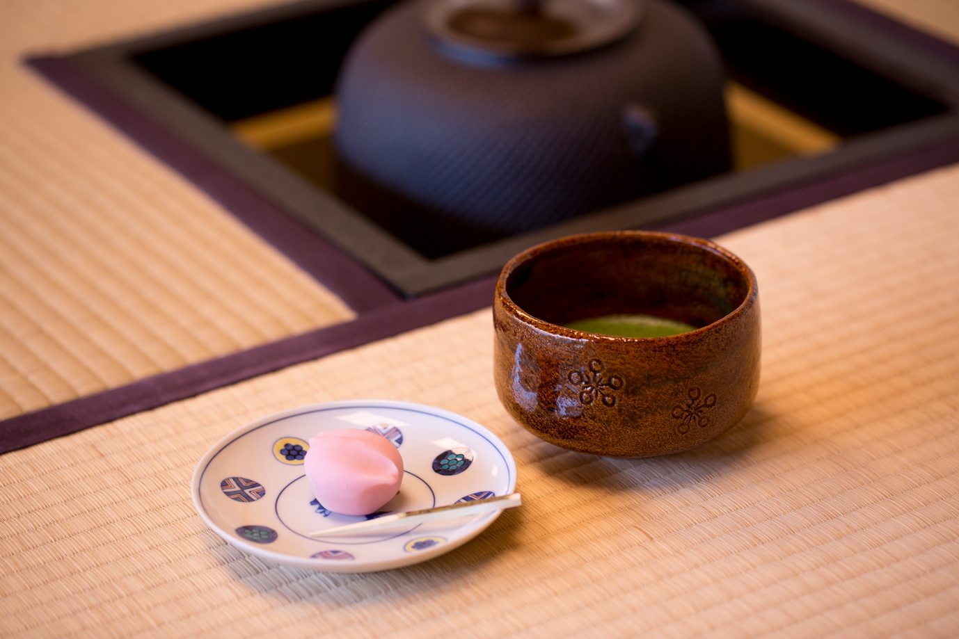 matcha tea and wagashi served on tatami mat, courtesy City of Kanazawa